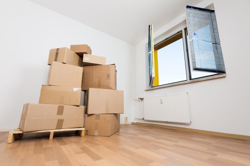 Packing and preparation for a short notice removal in Barnes